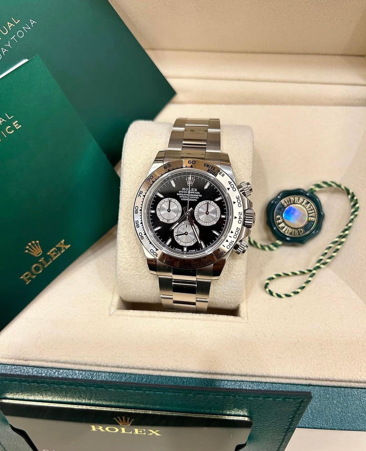 Rolex COSMOGRAPH DAYTONA « Panda Inversé » 40mm réf : 126509