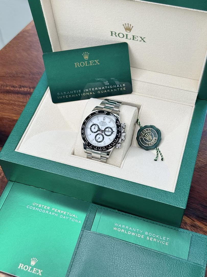 Rolex COSMOGRAPH DAYTONA 40mm « Panda » réf : 116500LN 2023